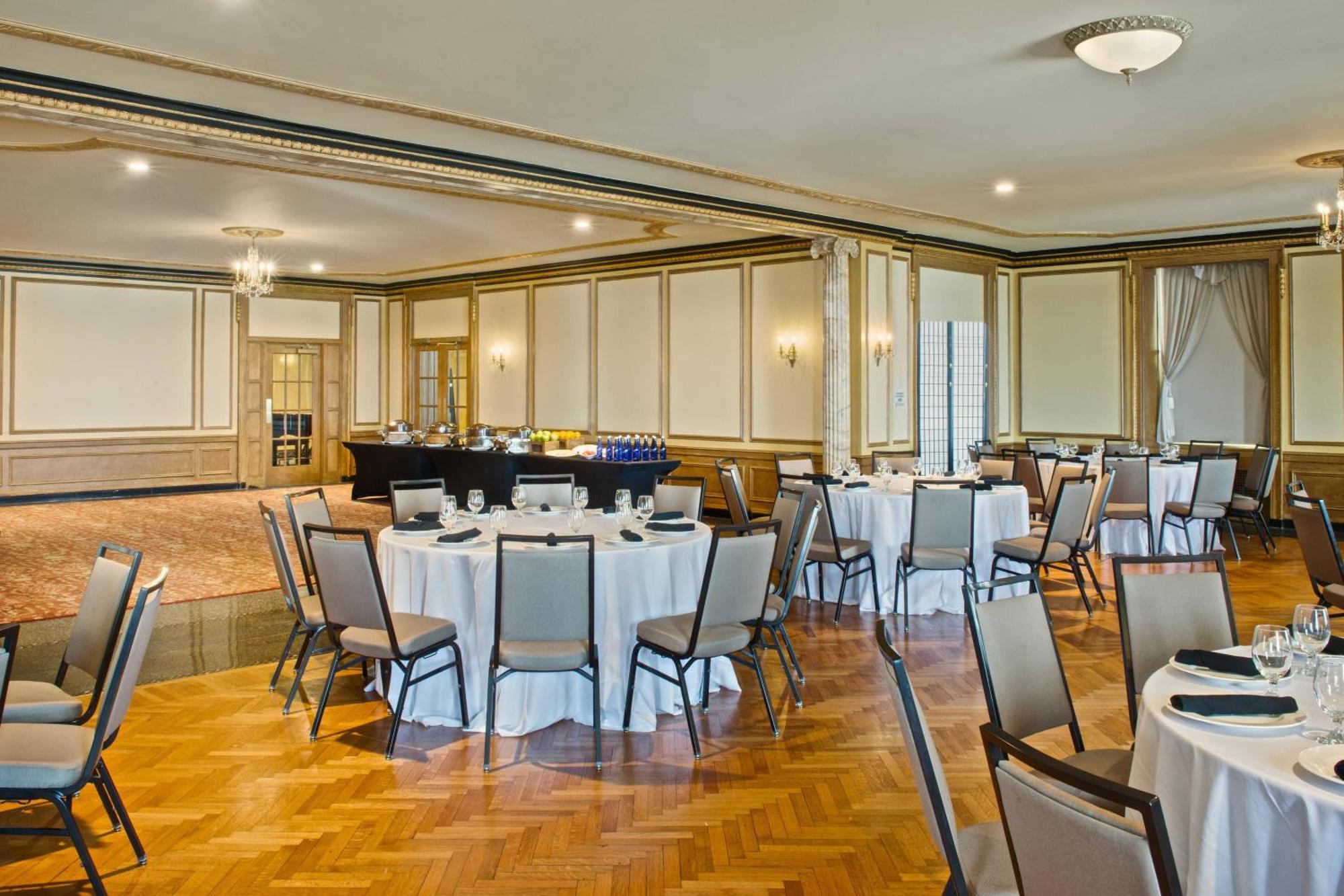 Marriott Downtown Hotel